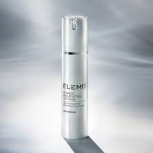 Texture swatch of Elemis Dynamic Resurfacing Gel Mask 50ml showcasing its smooth gel consistency and lightweight texture for even application.