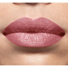 L'Oréal Color Riche Lipstick Pink Gold featuring rich pigment and a smooth, moisturizing formula.