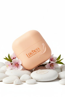 Luchco Moisturizing Gel Cream 50g shown clearly, highlighting its formula with niacinamide, ceramides, and hyaluronic acid.