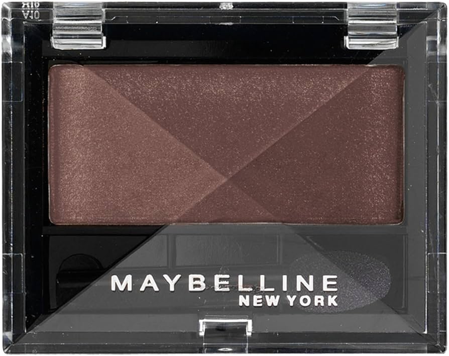 Maybelline Eye Studio Mono Eyeshadow in shade 750 Chocolate Chic displayed in its compact, featuring a richly pigmented powder eyeshadow.