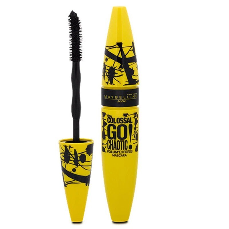 Maybelline The Colossal Go Extreme Mascara in Blackest Black featuring a volumizing mascara with an oversized brush for bold, fuller-looking lashes.